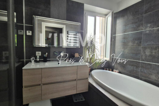 Maison 5 pièces 120 m2 avec double garage