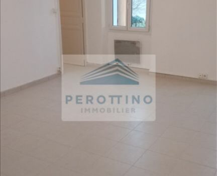 APPARTEMENT ST ZACHARIE – 3 pièce(s) – 75 m2