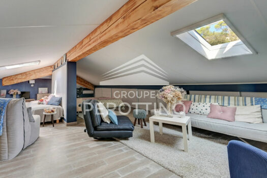 Villa contemporaine de prestige 271 m²