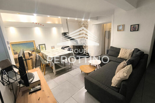 À SAISIR ? Bas de villa de 68 m² avec jardin, atelier et garage ? Trets