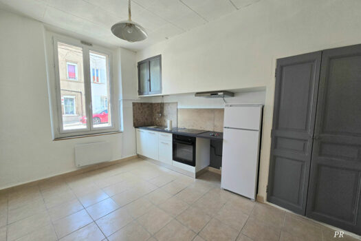 LA BOUILLADISSE – Appartement T2 + Caves