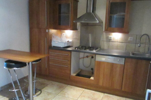 APPARTEMENT RENOVE PEYPIN – 2 pièce(s) – 57 m2