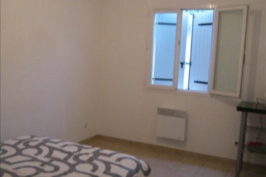 APPARTEMENT RECENT PEYPIN – 3 pièce(s) – 77 m2