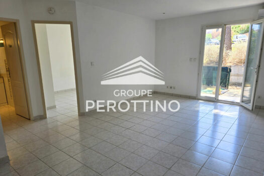 Appartement Peypin 2 pièce(s) 43 m2 avec extérieur