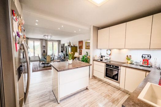 Appartement Auriol 5 pièce(s) 100 m2