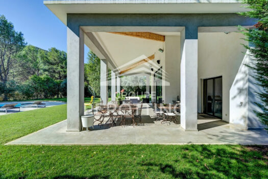 Villa contemporaine de prestige 271 m²