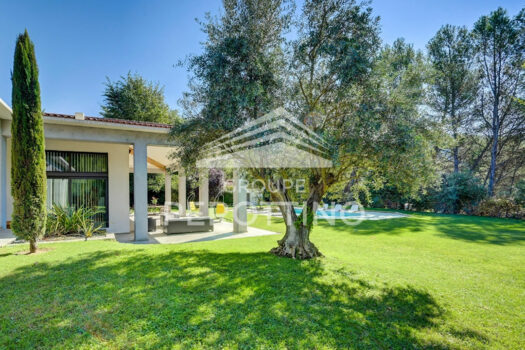 Villa contemporaine de prestige 271 m²