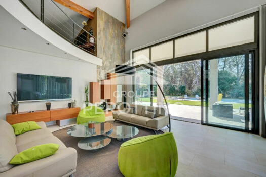 Villa contemporaine de prestige 271 m²