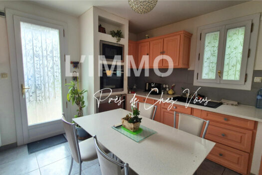 Mas de Prestige sur Auriol 200m² avec 4000m² de terrain