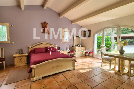 Mas de Prestige sur Auriol 200m² avec 4000m² de terrain