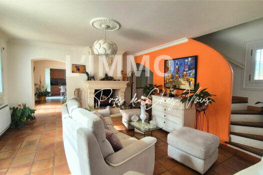 Mas de Prestige sur Auriol 200m² avec 4000m² de terrain