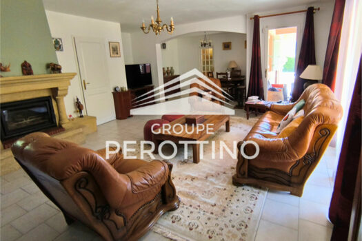 Villa La Destrousse 6 pièce(s) 133 m2