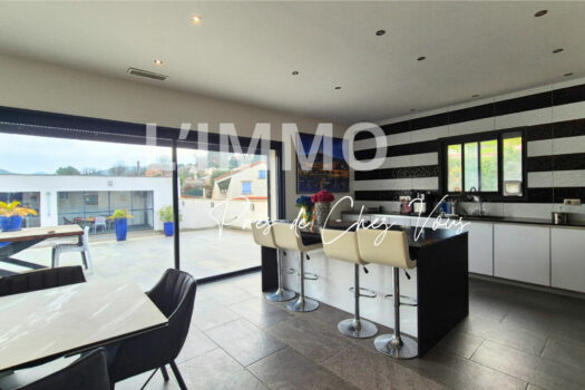 Maison La Destrousse 5 pièce(s) 170 m2