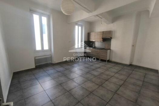 ROQUEVAIRE – T3 + GRENIER +CAVE