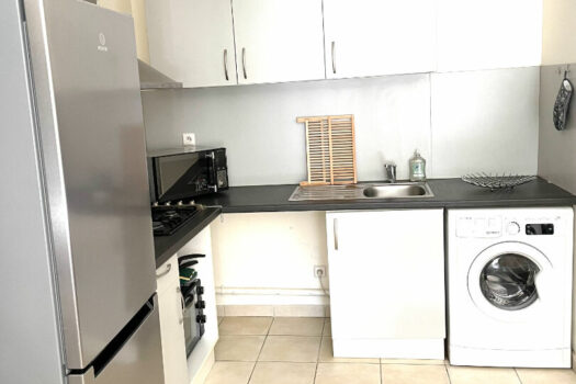 Appartement T2 44m2 terrasse et place de parking