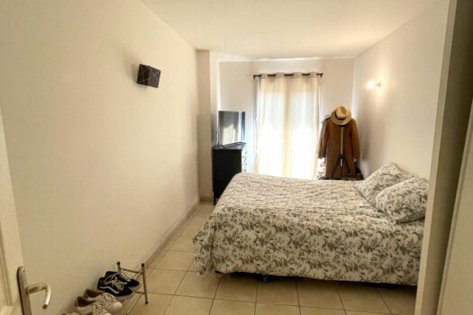 Appartement T2 44m2 terrasse et place de parking