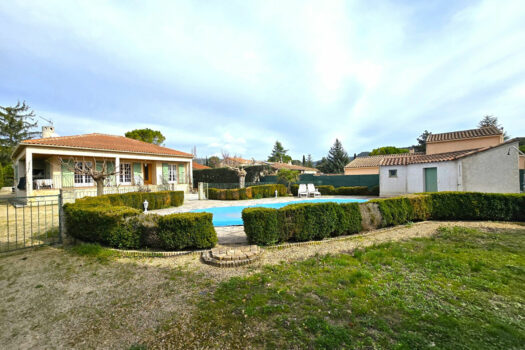 LA BOUILLADISSE – Villa T3 s/1240m² jardin