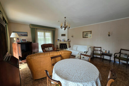 LA BOUILLADISSE – Villa T3 s/1240m² jardin