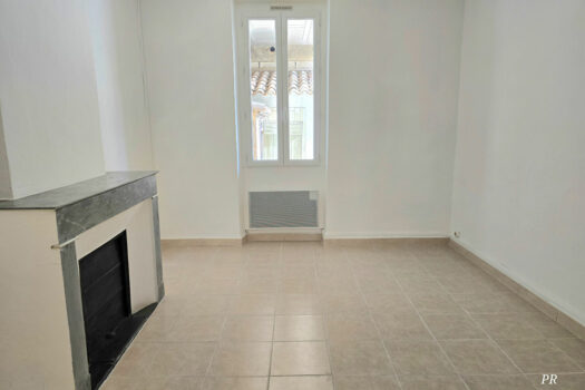 LA BOUILLADISSE – Appartement T2 + Caves