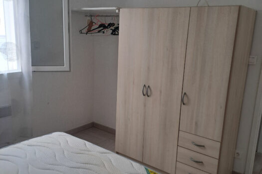 Petite maison MEUBLE de 40m2 avec terrasse