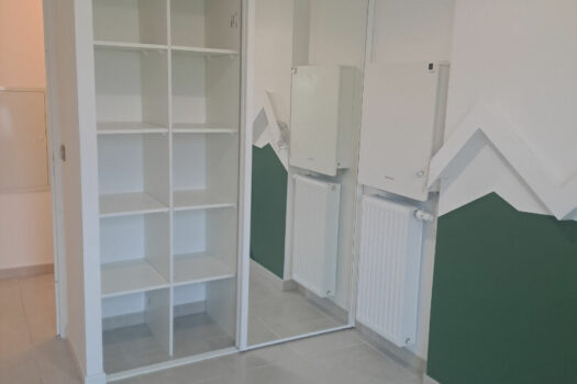 APPARTEMENT MEUBLE T3 RECENT 64m2 TERRASSE ET GARAGE EN SOUS SOL