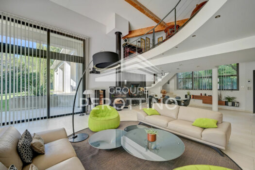 Villa contemporaine de prestige 271 m²