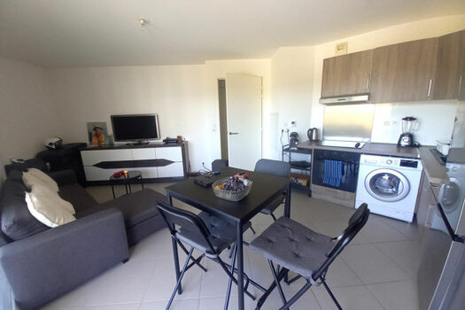 Appartement T2 Les Camoins avec terrasse