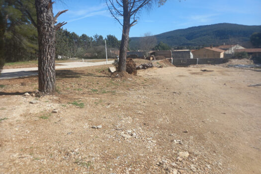 Terrain plat viabilisé 634m2