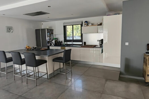 Maison Saint Zacharie 5 pièces 155 m2