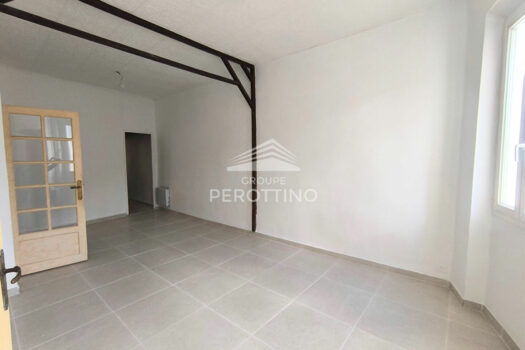 ROQUEVAIRE – T3 + GRENIER +CAVE