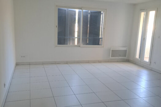 APPARTEMENT RECENT GREASQUE – 3 pièce(s) – environ 70m2