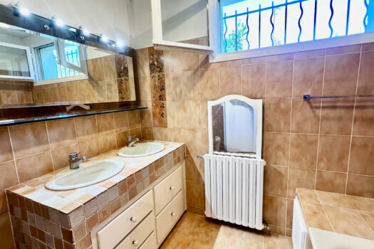 Maison familiale 6 pièces 160 m²