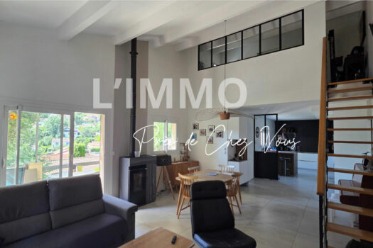 Maison 5 pièces 106m² + Dépendance 18m² sur 596m² de terrain