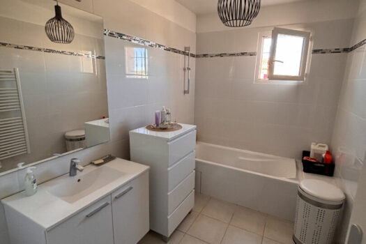 GARDANNE – 65 m2