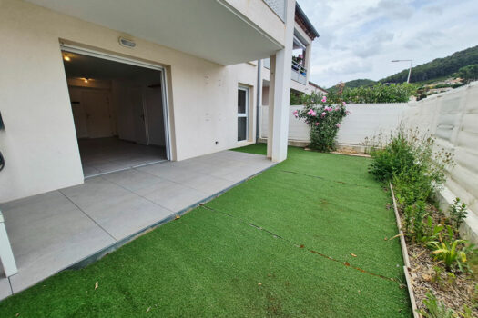 Appartement avec jardin T2 Saint Zacharie