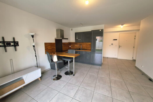 Appartement avec jardin T2 Saint Zacharie