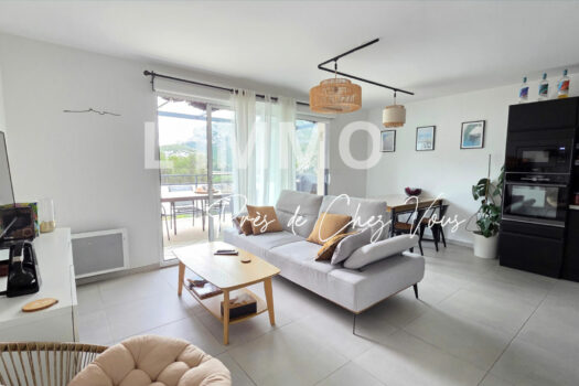 3 pièces récent avec terrasse et garage