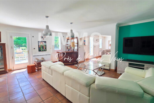 Mas de Prestige sur Auriol 200m² avec 4000m² de terrain