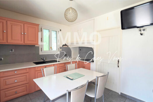 Mas de Prestige sur Auriol 200m² avec 4000m² de terrain