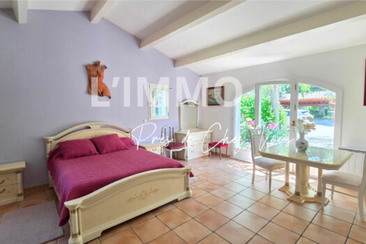 Mas de Prestige sur Auriol 200m² avec 4000m² de terrain