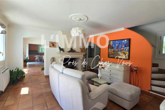 Mas de Prestige sur Auriol 200m² avec 4000m² de terrain