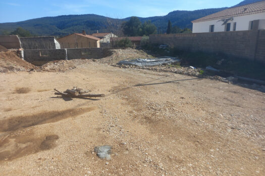 Terrain plat viabilisé 634m2
