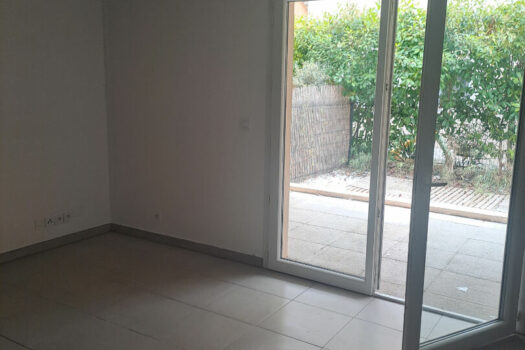 T2 GEMENOS – 2 pièce(s) – 42m2 terrasse jardinet- RDC