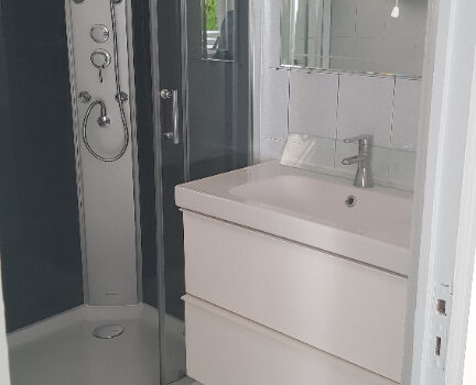 Grand appartement T2 RDC CADOLIVE – 2 pièce(s) – 49 m2