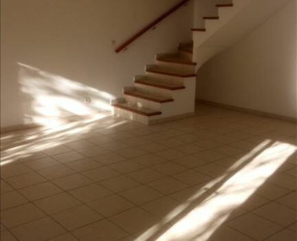 MAISON LA BOUILLADISSE – 3 pièce(s) – 66 m2