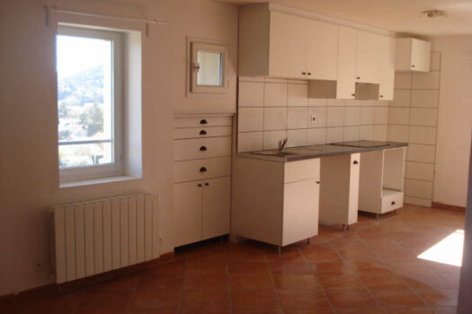 APPARTEMENT CADOLIVE – 3 pièce(s) – 64 m2