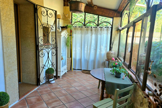 LA BOUILLADISSE- Maison R+1 de type 2 de 66m² environ