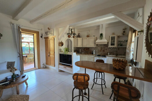 LA BOUILLADISSE- Maison R+1 de type 2 de 66m² environ