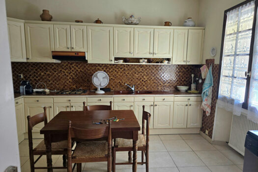 Maison Saint Savournin 5 pièce(s) 140 m2 avec travaux