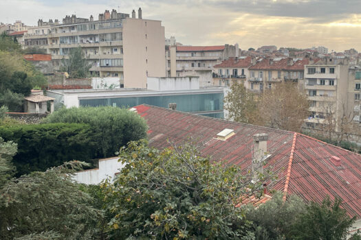 Appartement 1 pièce(s) 27 m2 meublé avec terrasse